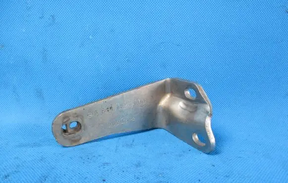 Mercedes-Benz E W213 Engine mounting bracket A6541427500