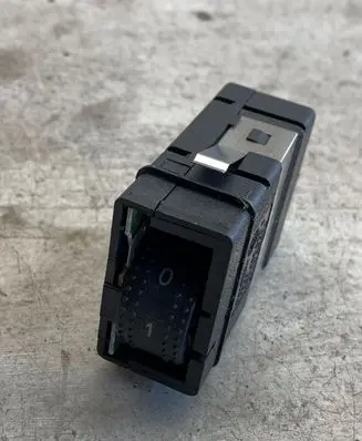 Volkswagen PASSAT B5 Seat heating switch 3b0963563c