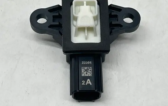 KIA EV6 Airbag deployment crash/impact sensor 681161000 9593006000