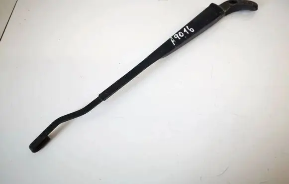 Mini One - Cooper R50 - 53 Front wiper blade arm