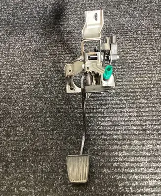 KIA Sportage Brake pedal 32800D7705