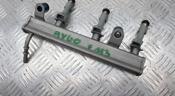 Toyota Aygo AB40 Fuel injectors set 