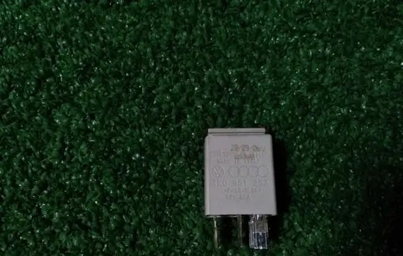 Skoda Octavia Mk2 (1Z) Other relay 1K0951253