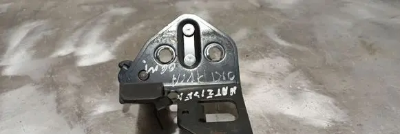 Skoda Octavia Mk2 (1Z) Tailgate/trunk/boot lock/catch/latch 1Z0827511C