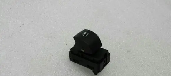 BMW 5 E60 E61 Electric window control switch 9113772
