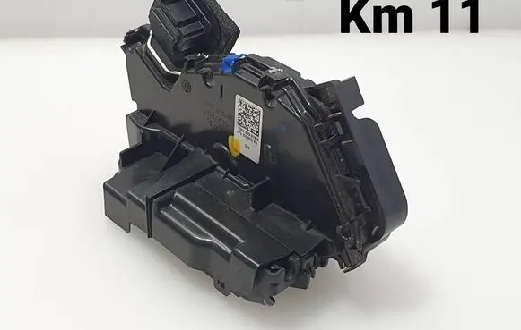 Volkswagen PASSAT B8 Rear door lock 5NA839016B 5NA839016 270818S0