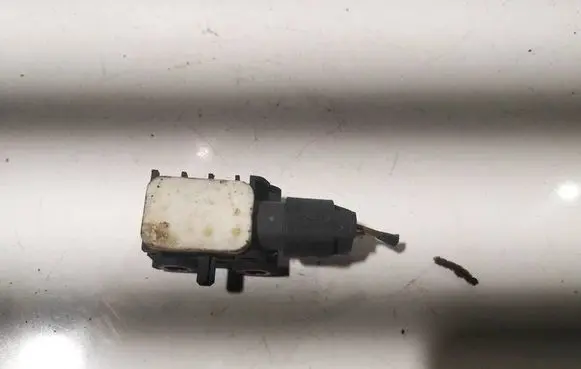 BMW 7 E65 E66 Exhaust gas temperature sensor 17185551