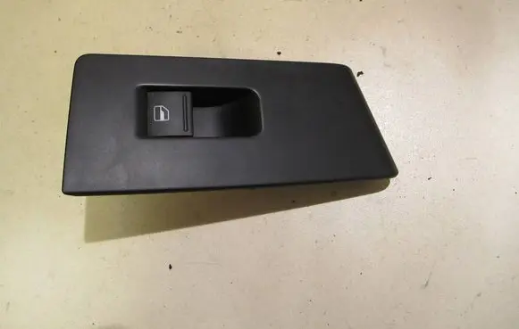 Volkswagen PASSAT B7 Electric window control switch 3AA868750