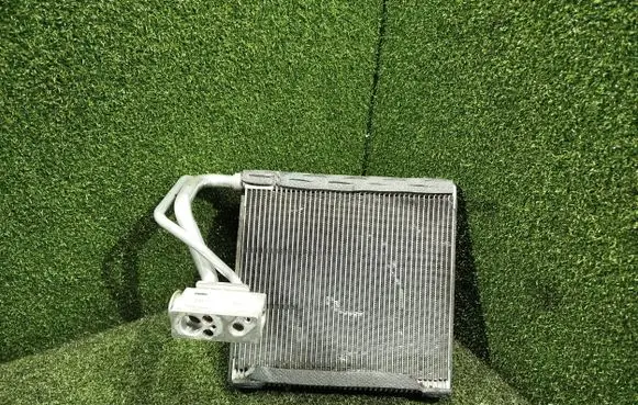 Renault Trafic III (X82) Heater blower radiator T1033442F 52401090 HFC134A