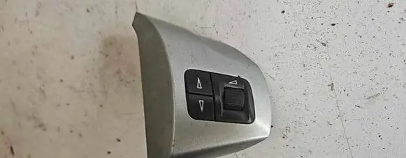 Opel Corsa D Multifunctional control switch/knob 13222332 D110108