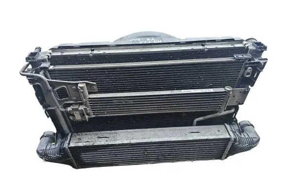 Mercedes-Benz CLS C218 X218 Radiator set A2045000293 N204650W 6130X10