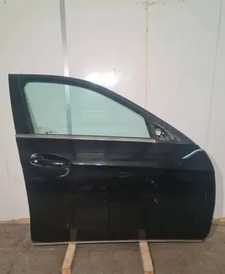Mercedes-Benz E W212 Front door A2127220200
