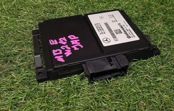 Mercedes-Benz E W212 Seat control module A0009002903 A0999012100 A0009026213