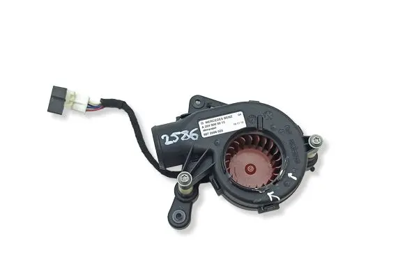 Mercedes-Benz C W204 Engine control unit/module fan A2049060015