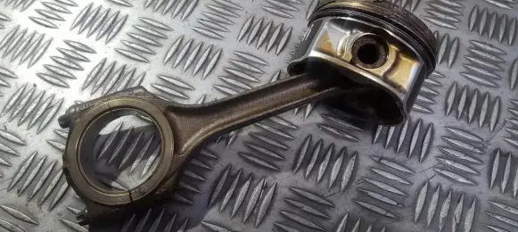 Audi A6 S6 C4 4A Piston with connecting rod 0776
