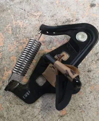 Ford Mustang VI Loading door lock EJ7VA