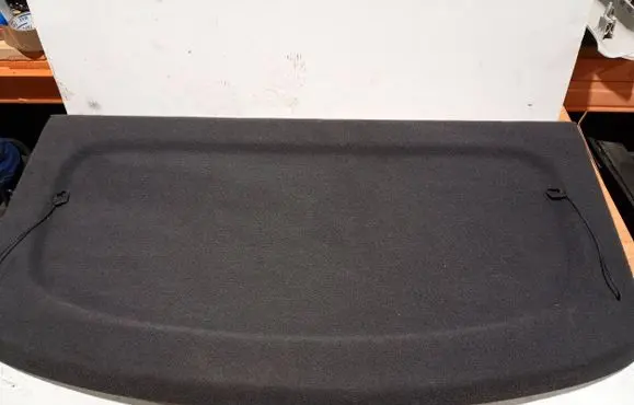 Parcel shelf