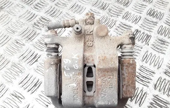 Honda Legend III KA9 Rear brake caliper