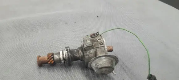 Opel Kadett E Spark distributor 0231170339