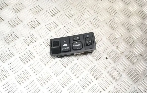 Toyota Corolla E120 E130 Central locking switch button 489082 0981N40 777663