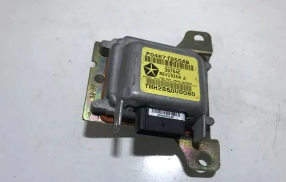 Chrysler Neon II Airbag deployment crash/impact sensor p04671850ab 39754c