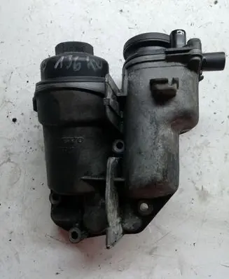 Volvo S80 Oil filter mounting bracket 30677920