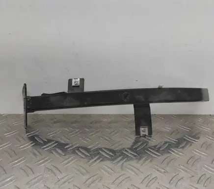 Audi A8 S8 D4 4H Fender mounting bracket 4H0821234