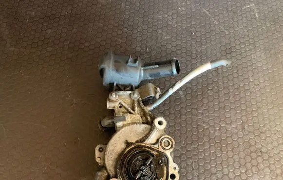 Peugeot 4007 Vacuum pump D1711B 2210S
