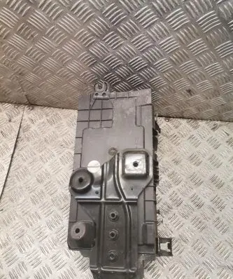 Battery box tray