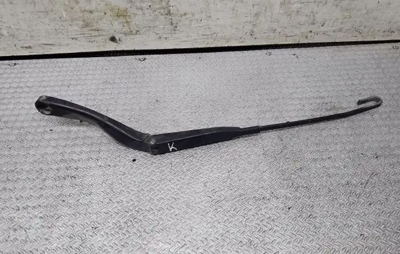 Audi A8 S8 D2 4D Front wiper blade arm 4D1955407B