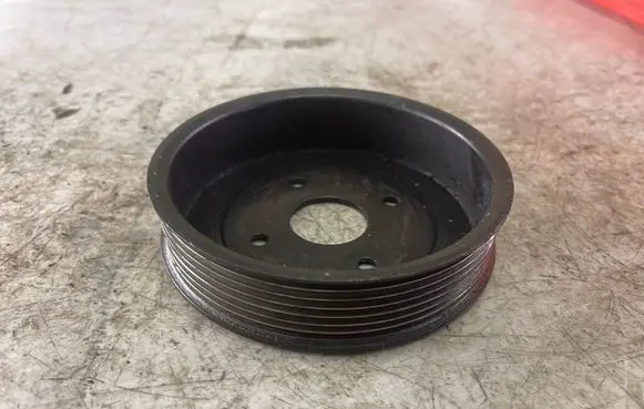 Nissan Navara D40 Water pump pulley 