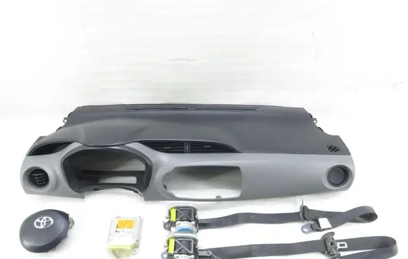 Toyota Yaris Dashboard 