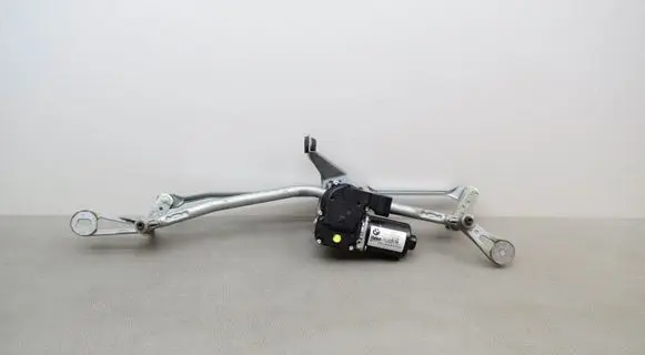 Front wiper linkage and motor