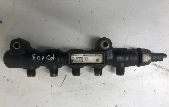 Ford Focus Fuel main line pipe 9654592680