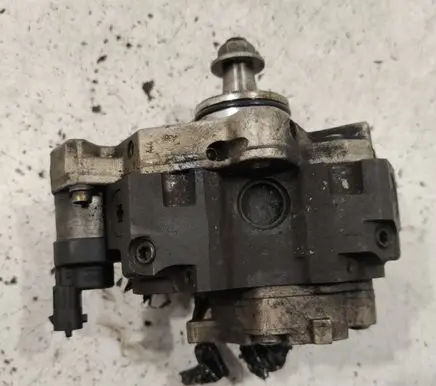 Renault Espace - Grand espace IV Fuel injection high pressure pump 8200170377