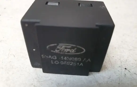 Ford Focus Glow plug pre-heat relay 14N089AA