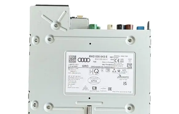 Audi A4 S4 B9 8W Radio/CD/DVD/GPS head unit 8W2035043E