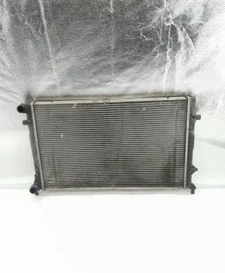 Volkswagen Jetta V Coolant radiator 923199 65277A 9885