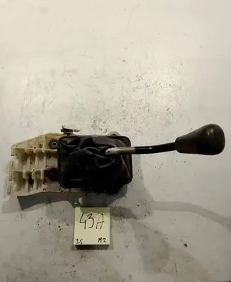 Toyota Starlet (P90) V Other interior part 3353010200