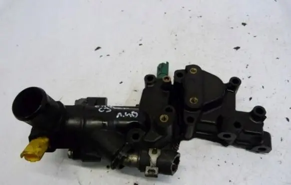 Citroen C3 Thermostat housing 9654775080