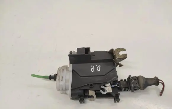 Audi A6 S6 C4 4A Front door lock