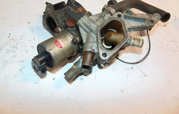 Opel Meriva A Thermostat housing 98025680 98060795 55354261