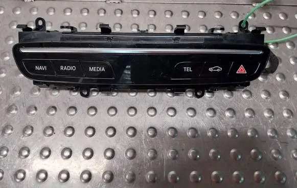 Mercedes-Benz GLC X253 C253 Head unit multimedia control A205905601