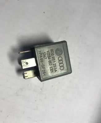 Seat Exeo (3R) Other relay 8D0951253A
