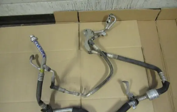 Jeep Renegade Air conditioning (A/C) pipe/hose 0519562750
