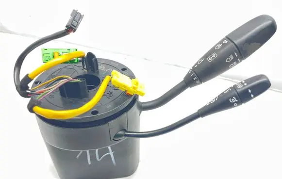 Mercedes-Benz C W203 Wiper turn signal indicator stalk/switch A2035408145
