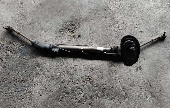 Volvo XC70 Steering rack 31340080