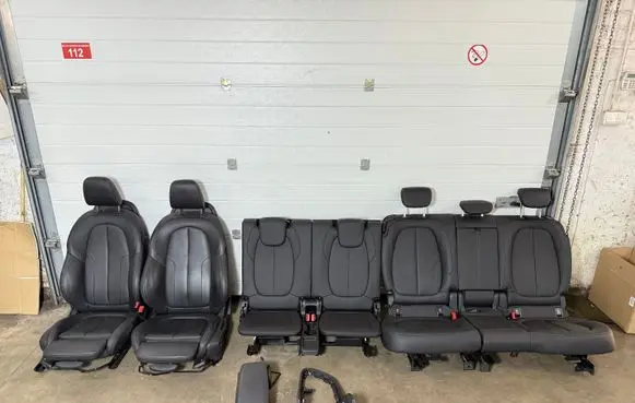 Seat set