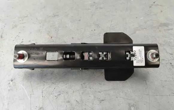 Volvo XC60 Seat belt height adjuster 32341210 8632605