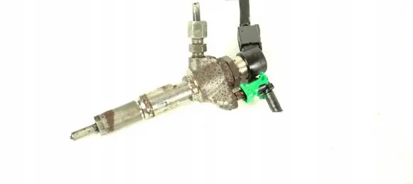 Fuel injector